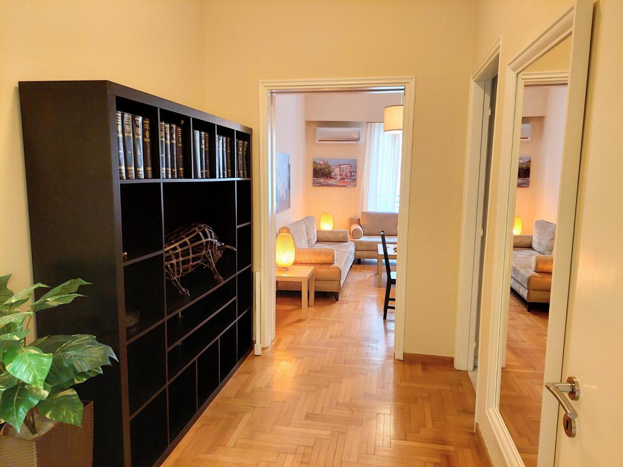 Comfortable In Syntagma Square Apartament