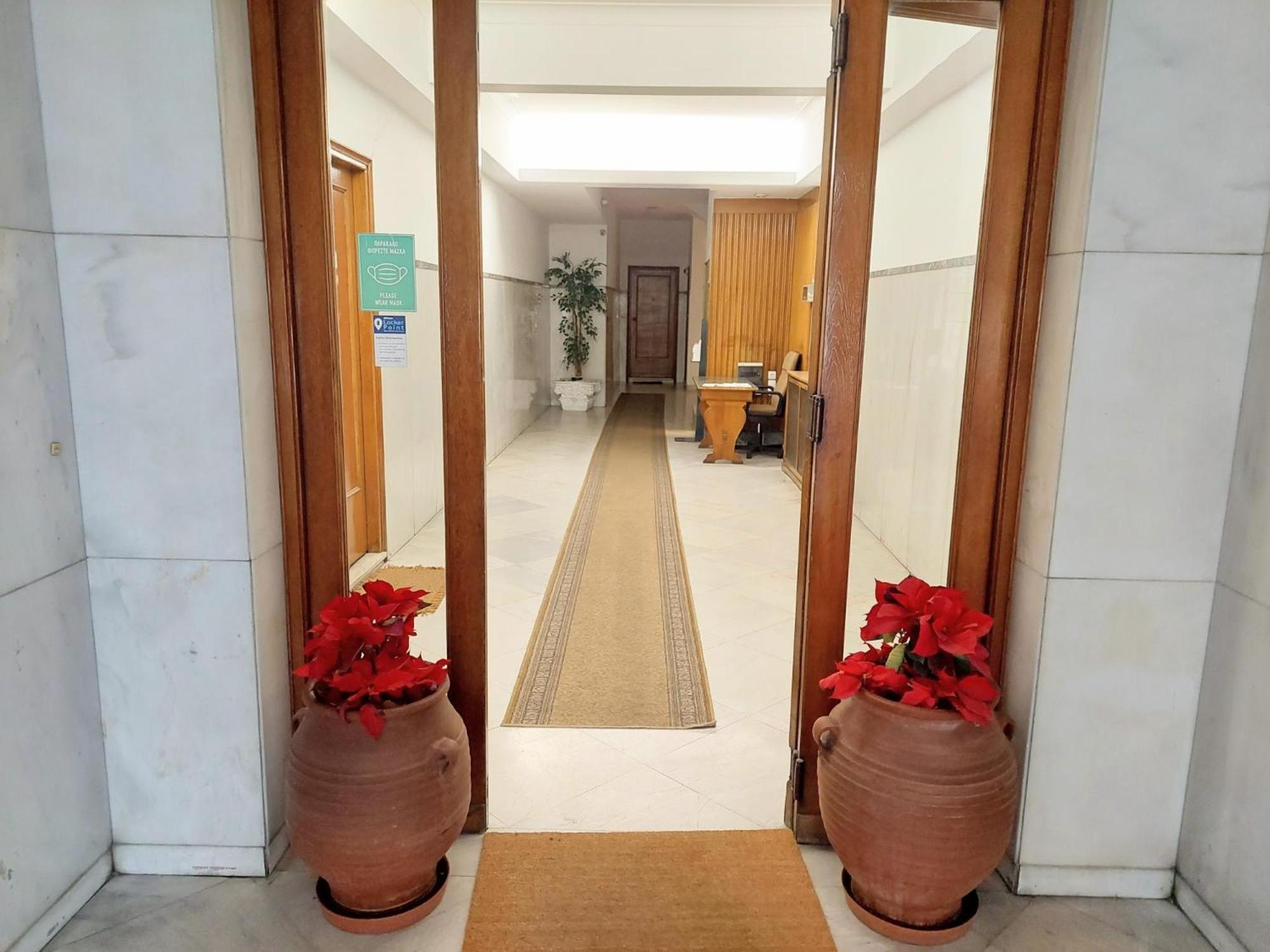Comfortable In Syntagma Square Apartment Athens